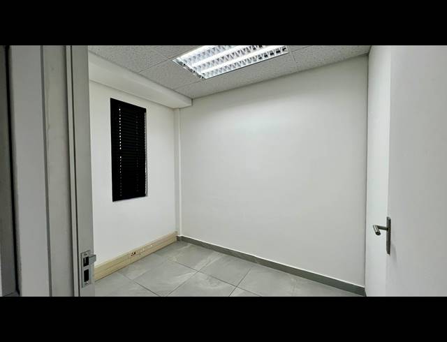 85M² OFFICE TO LET IN NELSPRUIT EXT 4